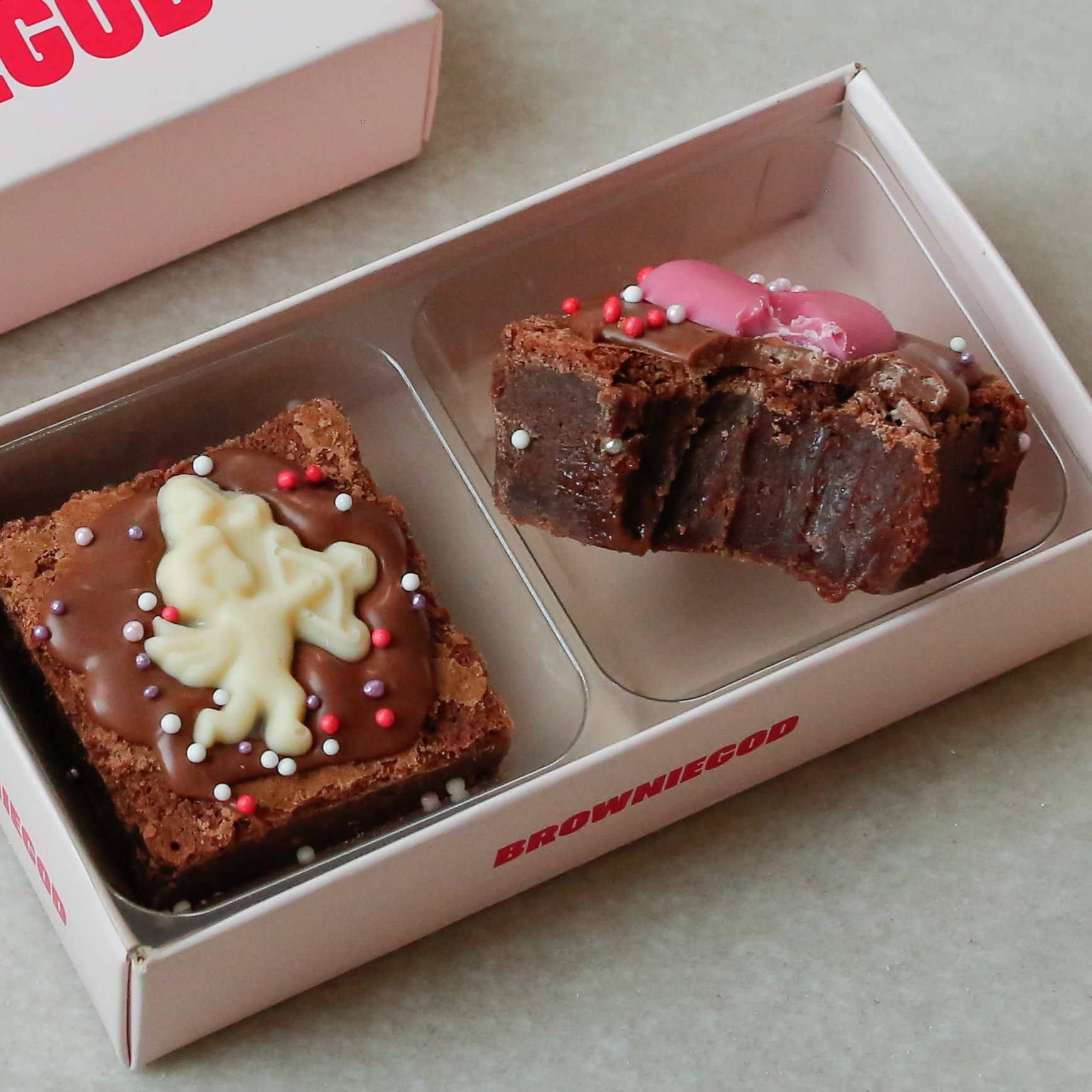VALENTINE'S DAY BROWNIES