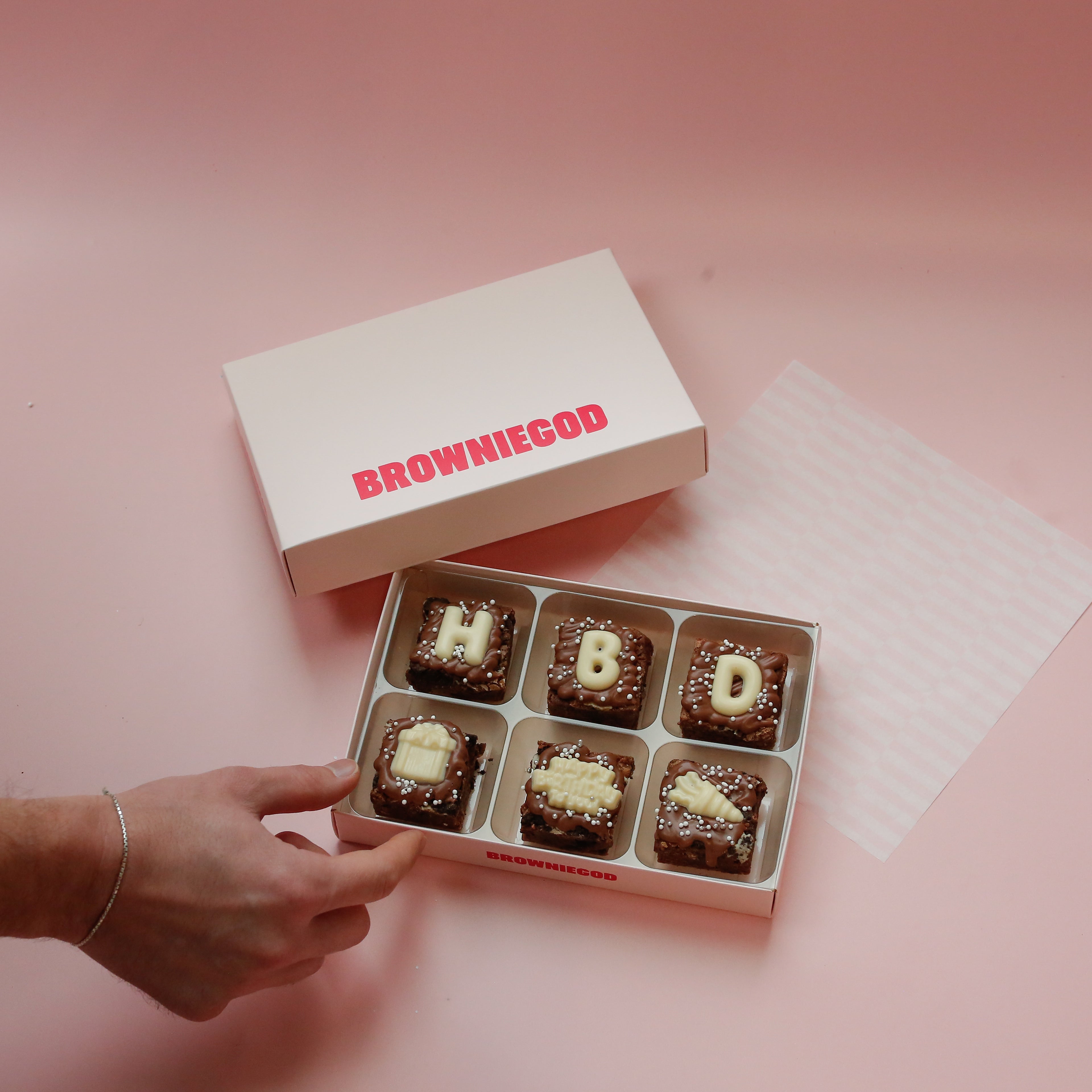 HAPPY BIRTHDAY BROWNIES - BOX OF 6 (REACHDESK)