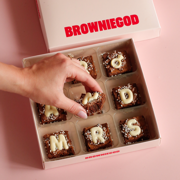 LOVE BROWNIES
