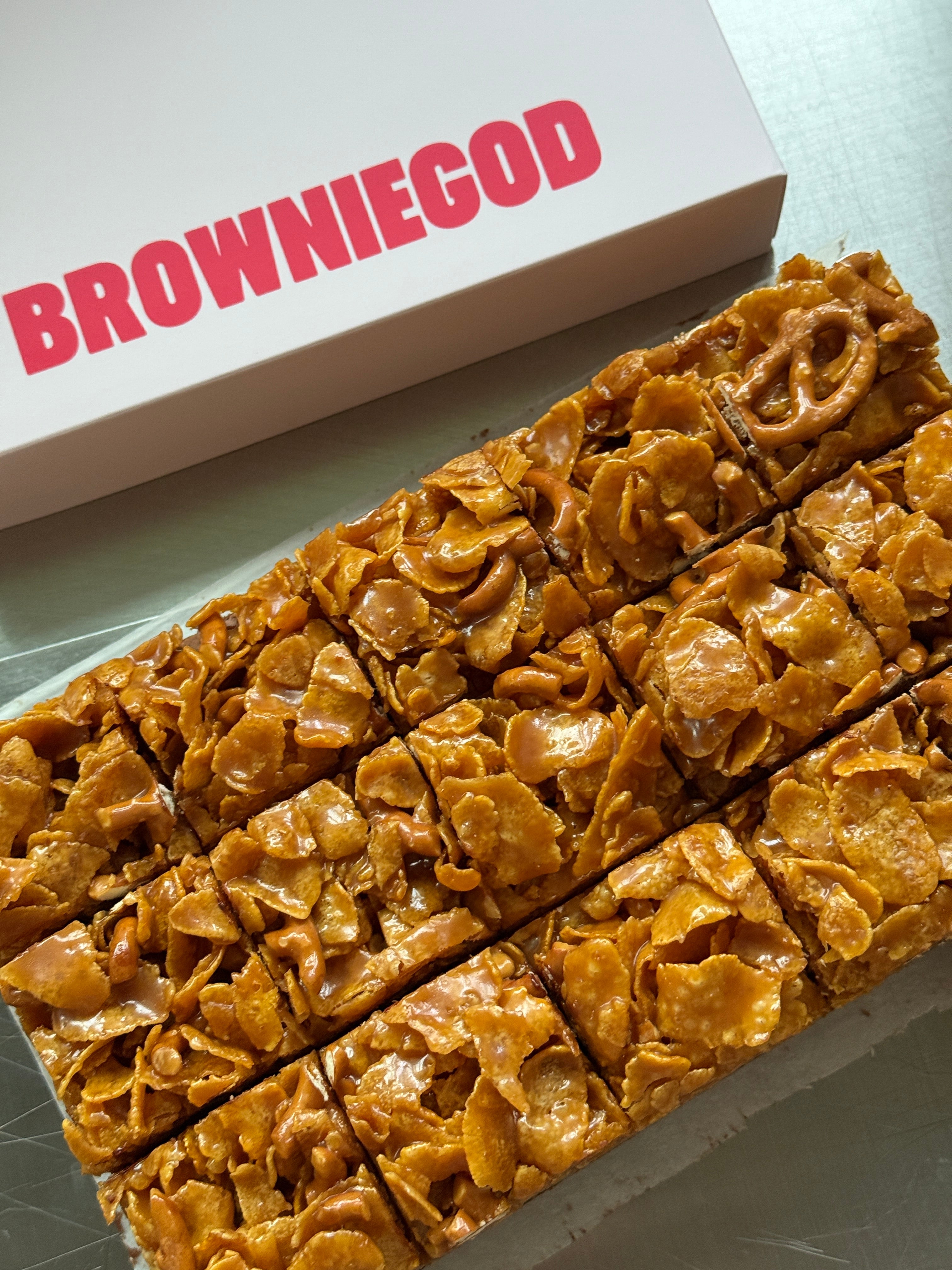 CARAMEL CRUNCH BROWNIE