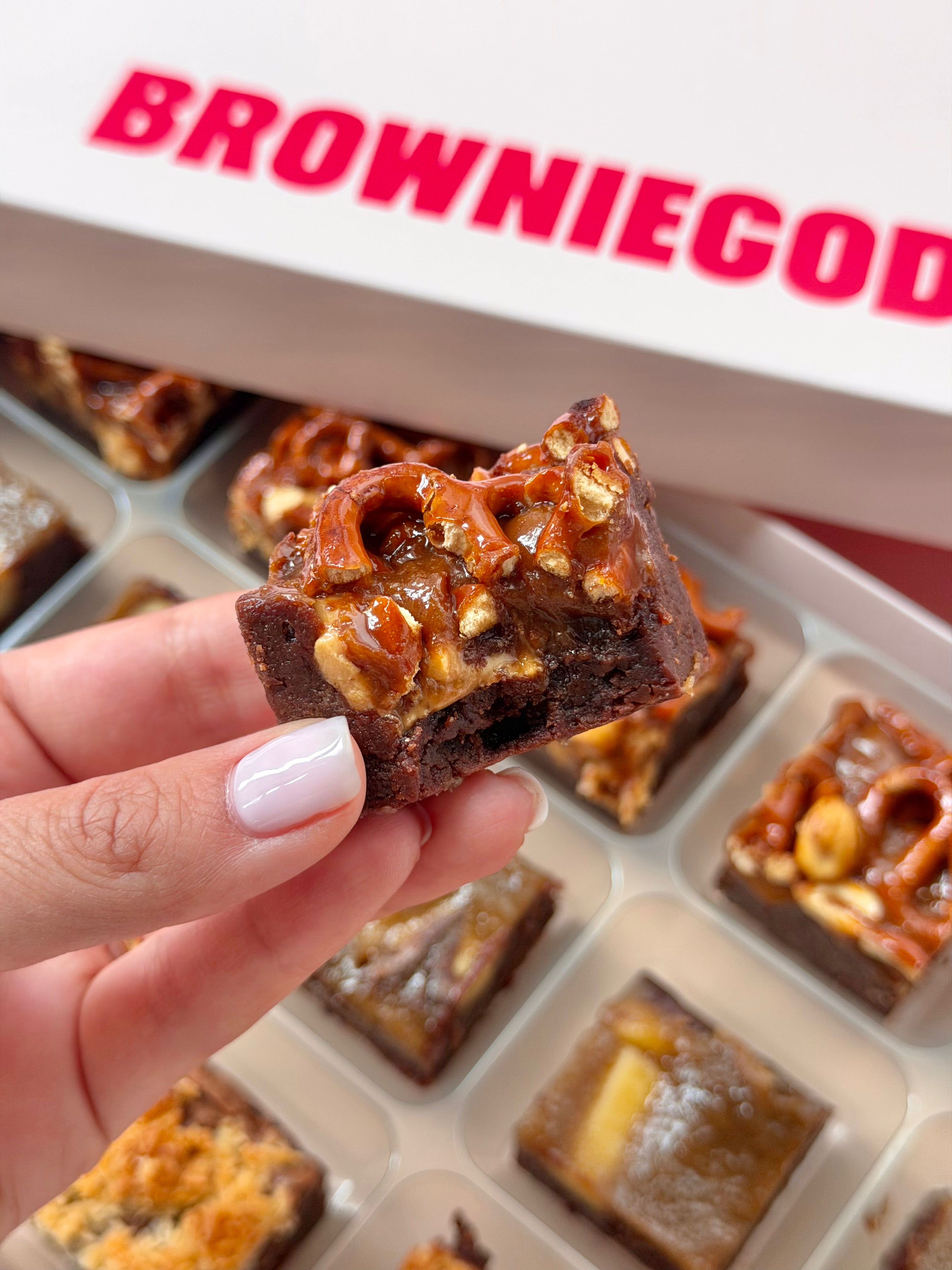 JUNE BROWNIE MIX