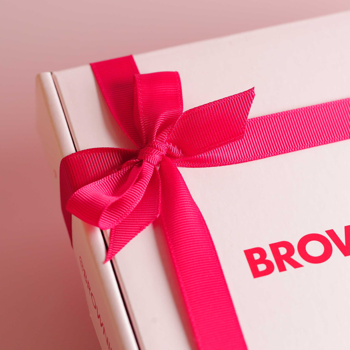 LUXURY RED RIBBON
